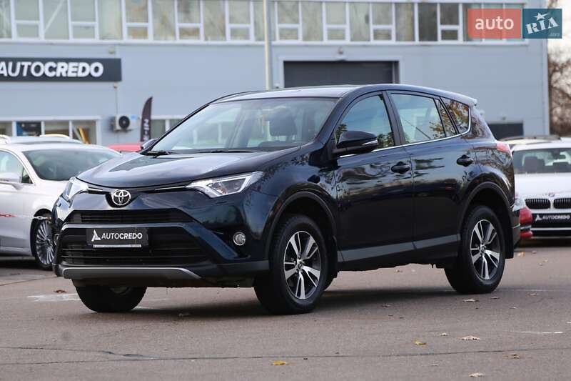 Внедорожник / Кроссовер Toyota RAV4 2017 в Киеве фото 3 Внедорожник / Кроссовер Toyota RAV4 2017 в Киеве