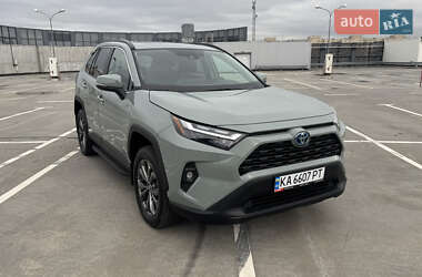 Внедорожник / Кроссовер Toyota RAV4 2023 в Киеве