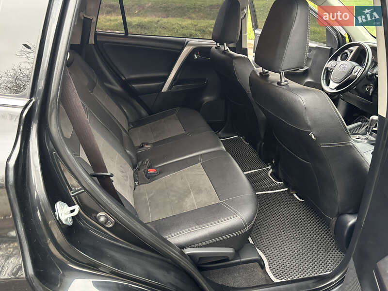 Внедорожник / Кроссовер Toyota RAV4 2015 в Гадяче фото 14 Внедорожник / Кроссовер Toyota RAV4 2015 в Гадяче