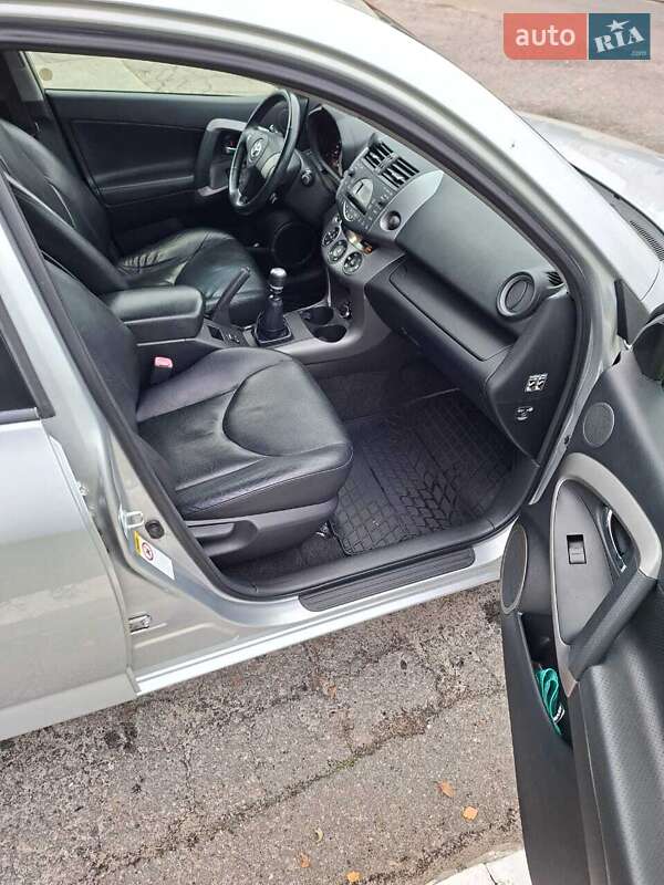 Внедорожник / Кроссовер Toyota RAV4 2006 в Харькове фото 2 Внедорожник / Кроссовер Toyota RAV4 2006 в Харькове