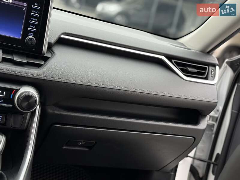 Внедорожник / Кроссовер Toyota RAV4 2020 в Виннице фото 45 Внедорожник / Кроссовер Toyota RAV4 2020 в Виннице