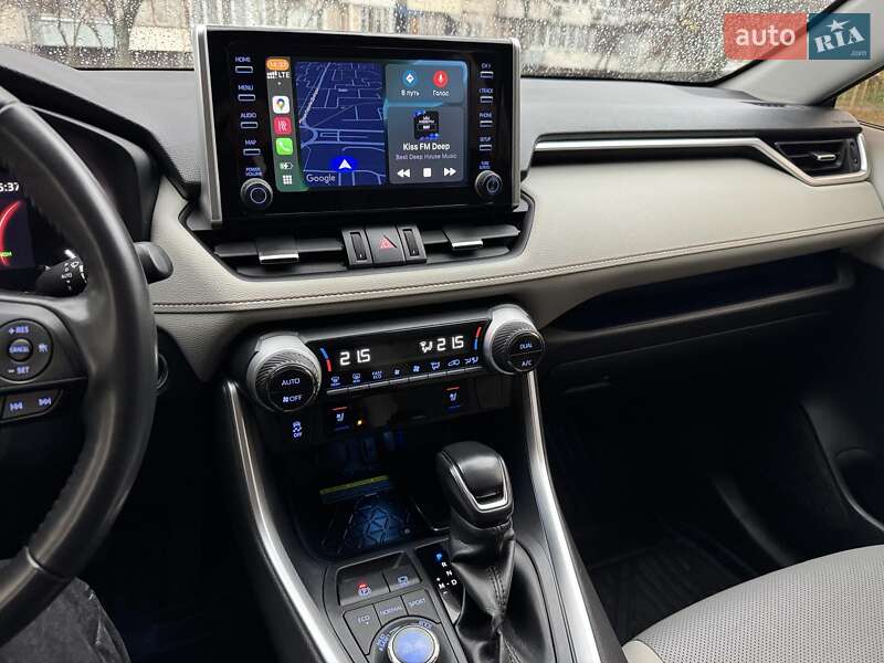 Внедорожник / Кроссовер Toyota RAV4 2019 в Киеве фото 16 Внедорожник / Кроссовер Toyota RAV4 2019 в Киеве