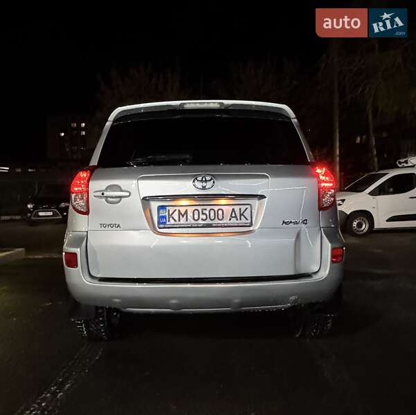 Позашляховик / Кросовер Toyota RAV4 2007 в Коростені