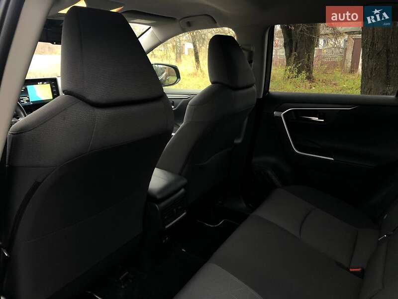 Внедорожник / Кроссовер Toyota RAV4 2019 в Чернигове фото 13 Внедорожник / Кроссовер Toyota RAV4 2019 в Чернигове