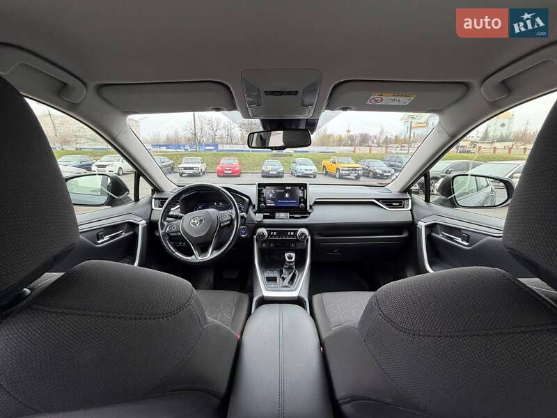 Внедорожник / Кроссовер Toyota RAV4 2020 в Кривом Роге фото 43 Внедорожник / Кроссовер Toyota RAV4 2020 в Кривом Роге
