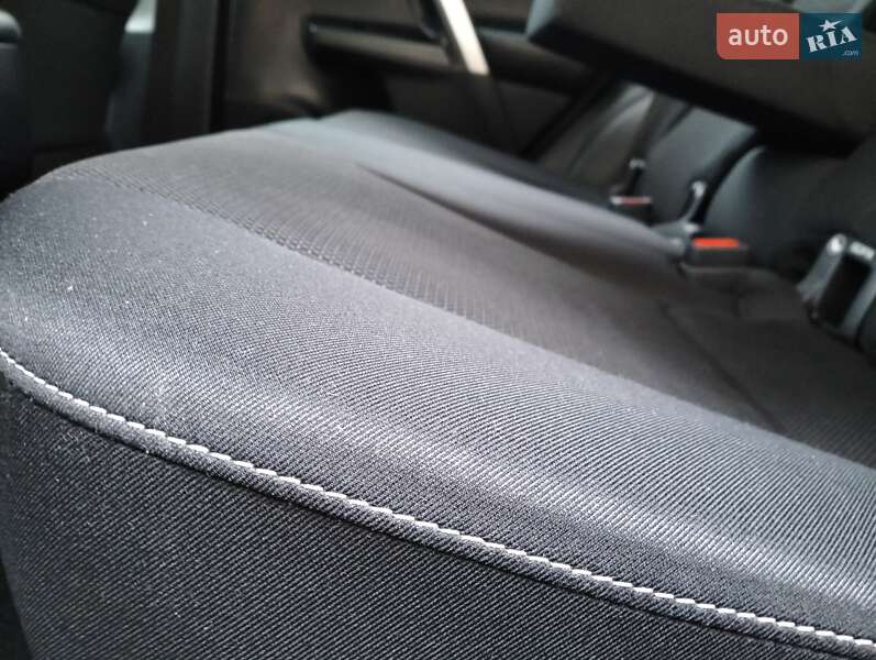 Внедорожник / Кроссовер Toyota RAV4 2018 в Ровно фото 5 Внедорожник / Кроссовер Toyota RAV4 2018 в Ровно