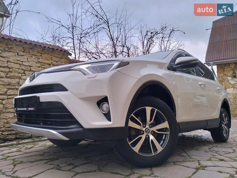 Внедорожник / Кроссовер Toyota RAV4 2018 в Ровно фото 25 Внедорожник / Кроссовер Toyota RAV4 2018 в Ровно