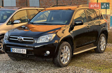Позашляховик / Кросовер Toyota RAV4 2008 в Чорткові