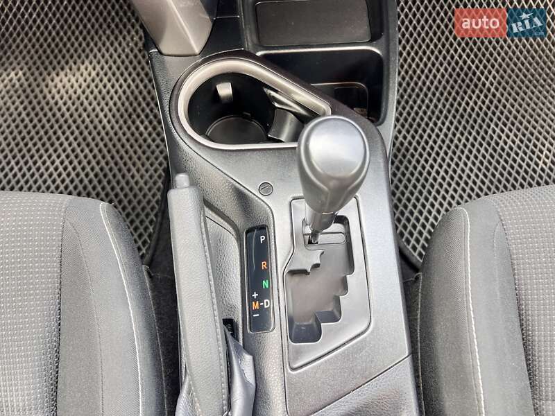 Внедорожник / Кроссовер Toyota RAV4 2018 в Нововолынске фото 91 Внедорожник / Кроссовер Toyota RAV4 2018 в Нововолынске