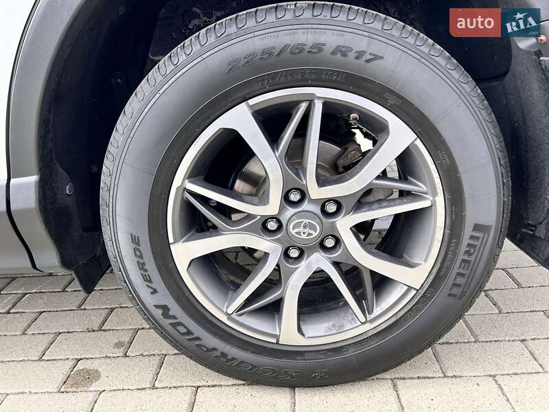 Внедорожник / Кроссовер Toyota RAV4 2018 в Нововолынске фото 112 Внедорожник / Кроссовер Toyota RAV4 2018 в Нововолынске