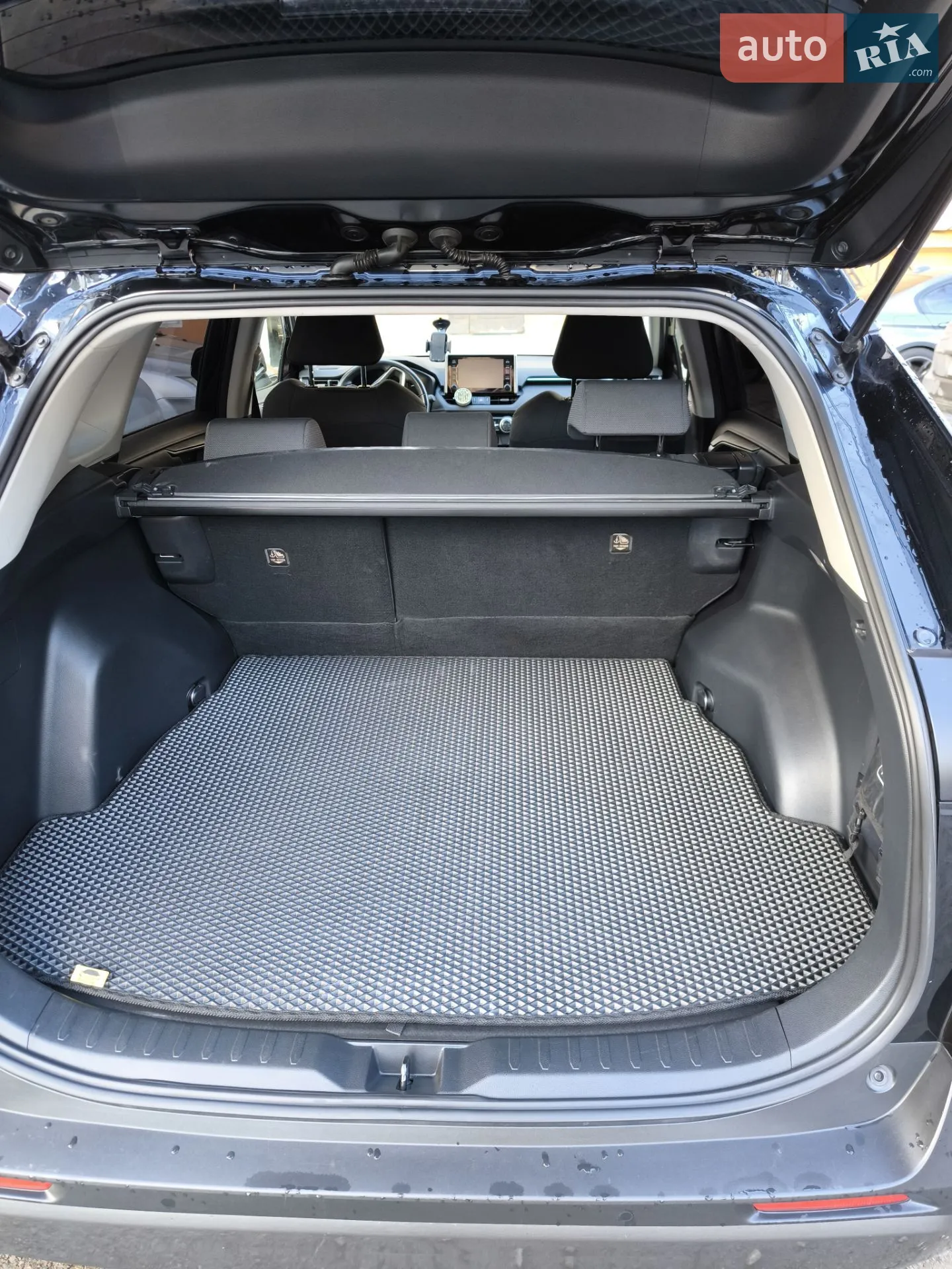 2019 Toyota RAV 4 - мініатюра 10