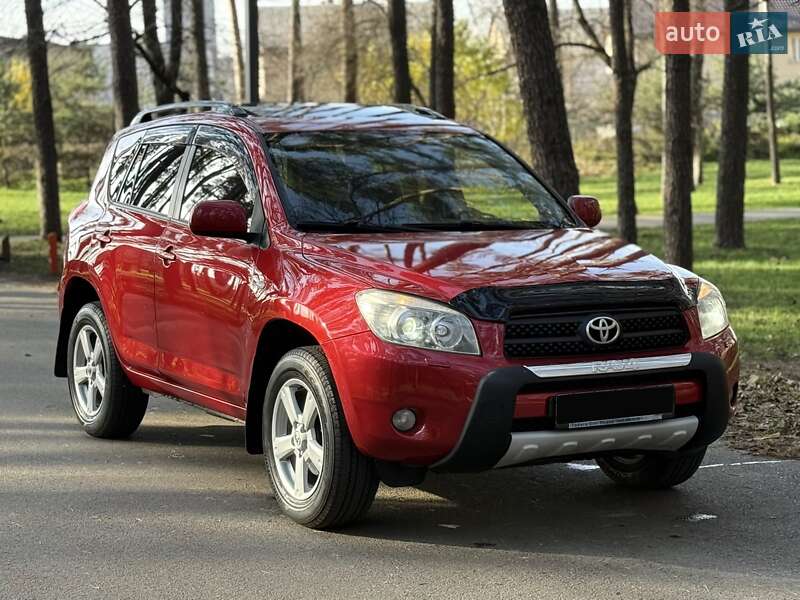 Внедорожник / Кроссовер Toyota RAV4 2008 в Киеве