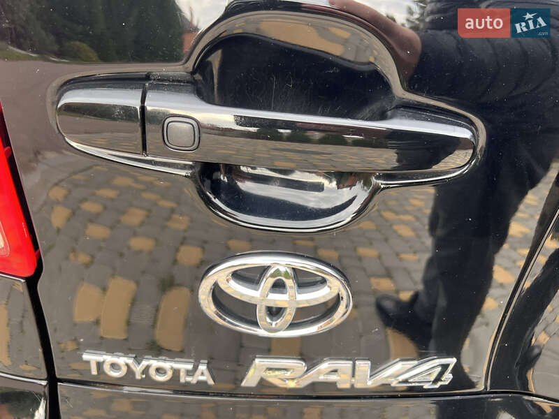 Внедорожник / Кроссовер Toyota RAV4 2008 в Одессе