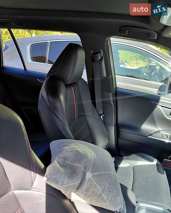 Позашляховик / Кросовер Toyota RAV4 2021 в Дніпрі фото 8 Позашляховик / Кросовер Toyota RAV4 2021 в Дніпрі