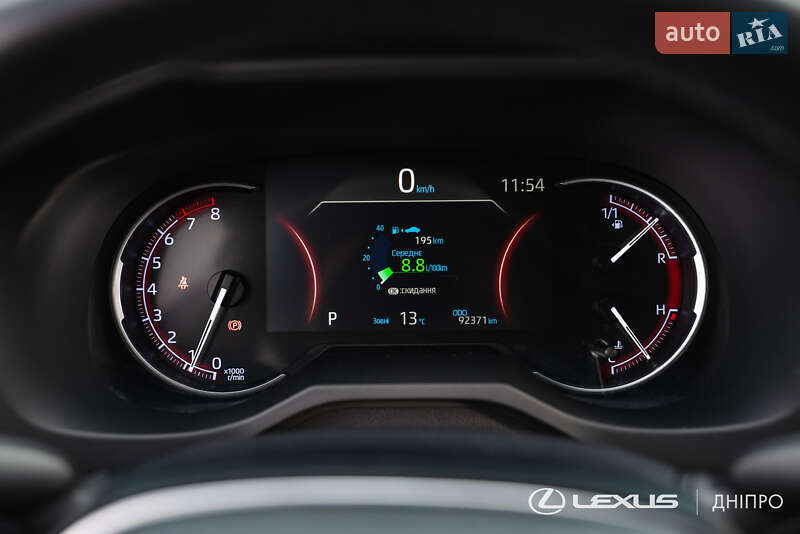 Внедорожник / Кроссовер Toyota RAV4 2019 в Днепре