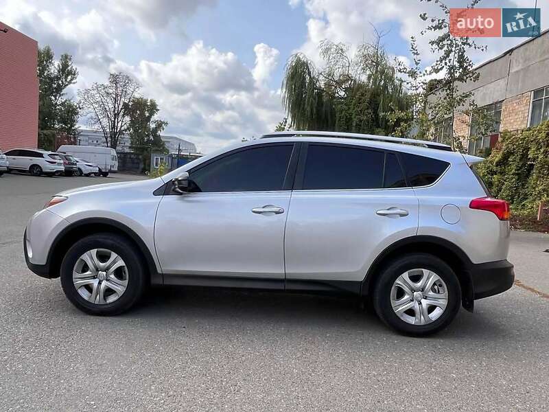 Внедорожник / Кроссовер Toyota RAV4 2013 в Львове