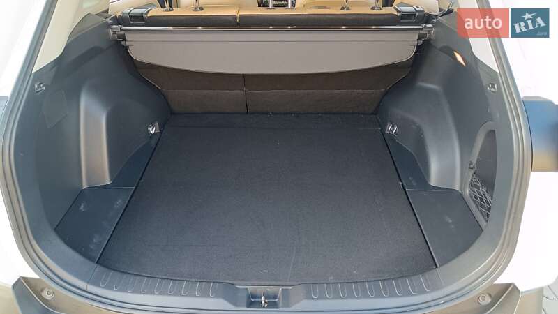 Внедорожник / Кроссовер Toyota RAV4 2019 в Киеве