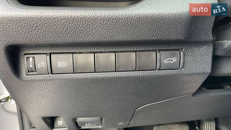 Внедорожник / Кроссовер Toyota RAV4 2024 в Киеве