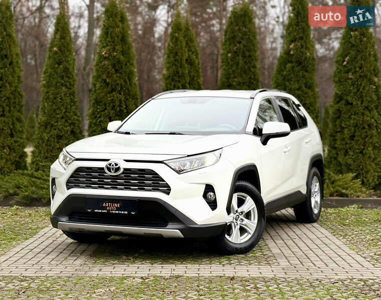 Внедорожник / Кроссовер Toyota RAV4 2019 в Харькове фото 2 Внедорожник / Кроссовер Toyota RAV4 2019 в Харькове