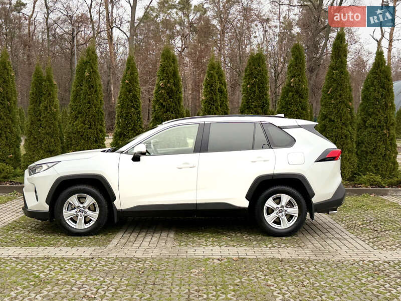 Внедорожник / Кроссовер Toyota RAV4 2019 в Харькове фото 3 Внедорожник / Кроссовер Toyota RAV4 2019 в Харькове