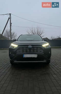Внедорожник / Кроссовер Toyota RAV4 2024 в Первомайске