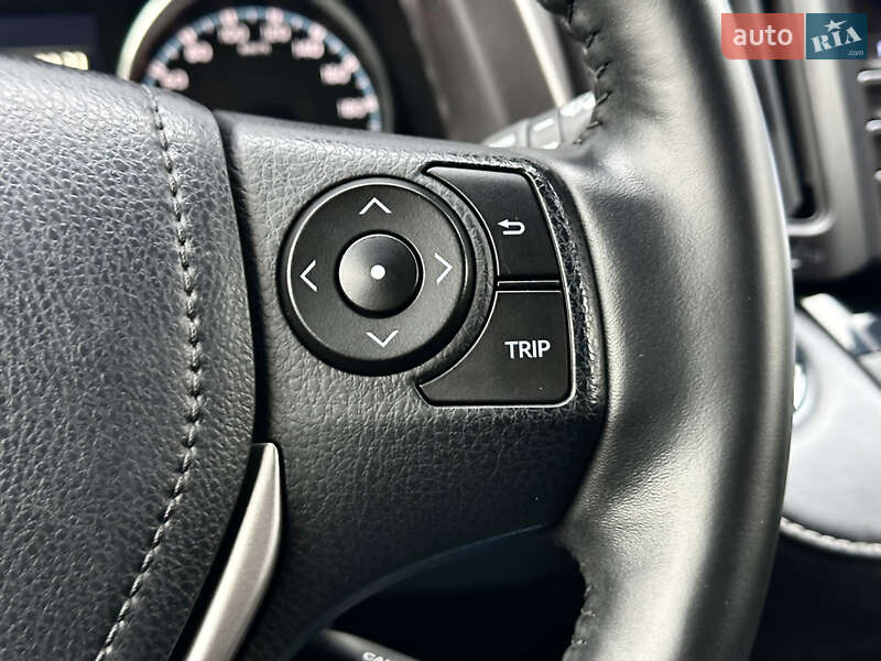 Внедорожник / Кроссовер Toyota RAV4 2018 в Киеве фото 35 Внедорожник / Кроссовер Toyota RAV4 2018 в Киеве