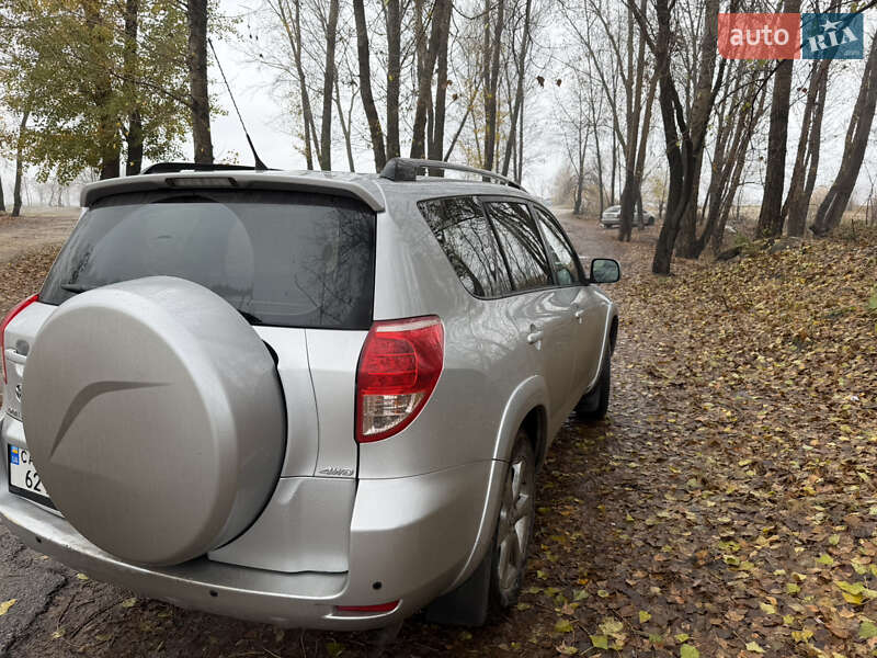 Внедорожник / Кроссовер Toyota RAV4 2007 в Черкассах