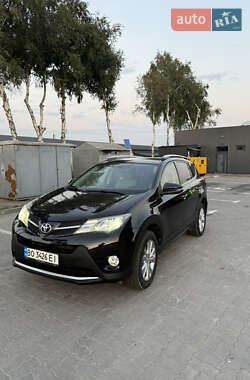 Позашляховик / Кросовер Toyota RAV4 2013 в Тернополі