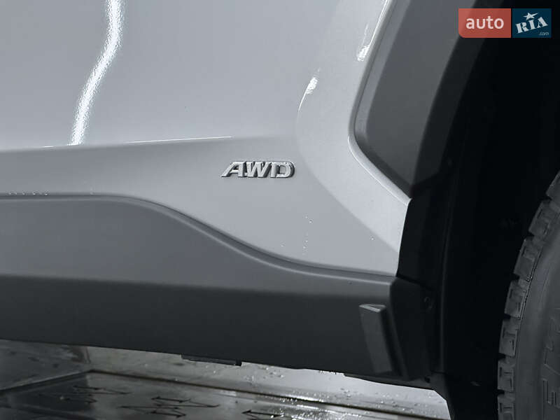 Внедорожник / Кроссовер Toyota RAV4 2022 в Ужгороде
