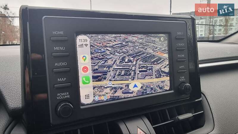 Внедорожник / Кроссовер Toyota RAV4 2018 в Киеве