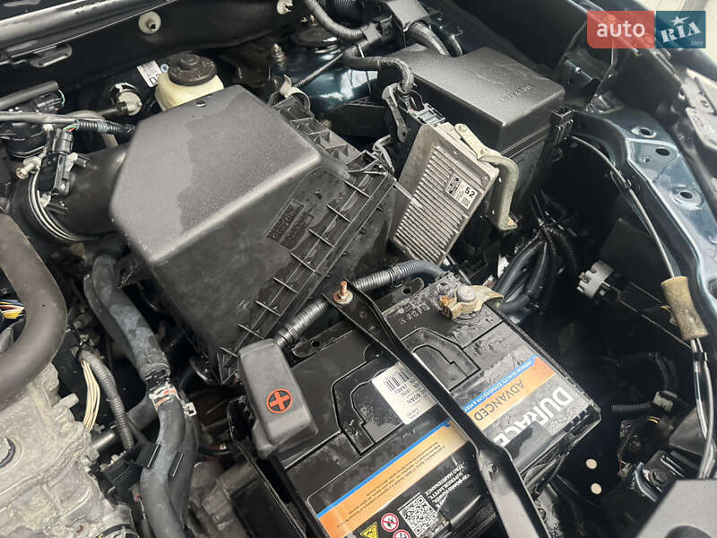 Внедорожник / Кроссовер Toyota RAV4 2017 в Киеве