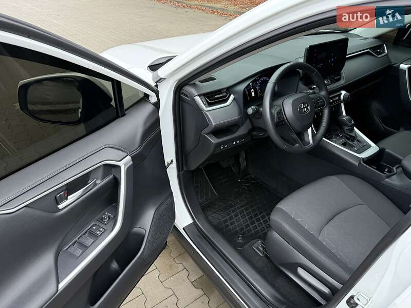Внедорожник / Кроссовер Toyota RAV4 2023 в Белой Церкви фото 26 Внедорожник / Кроссовер Toyota RAV4 2023 в Белой Церкви