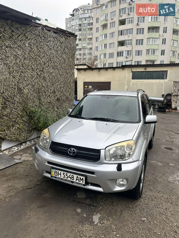 Позашляховик / Кросовер Toyota RAV4 2005 в Одесі