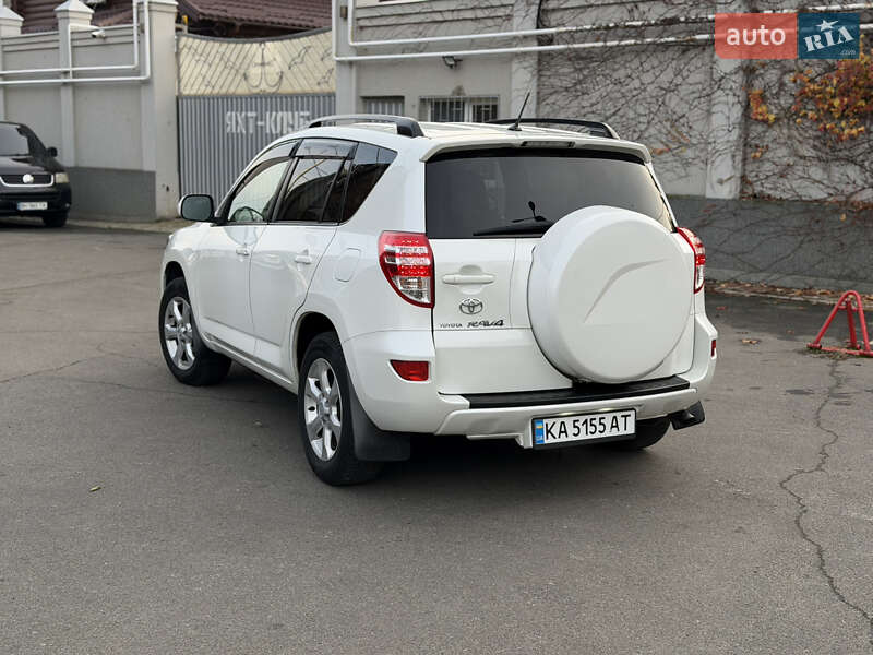 Внедорожник / Кроссовер Toyota RAV4 2011 в Одессе