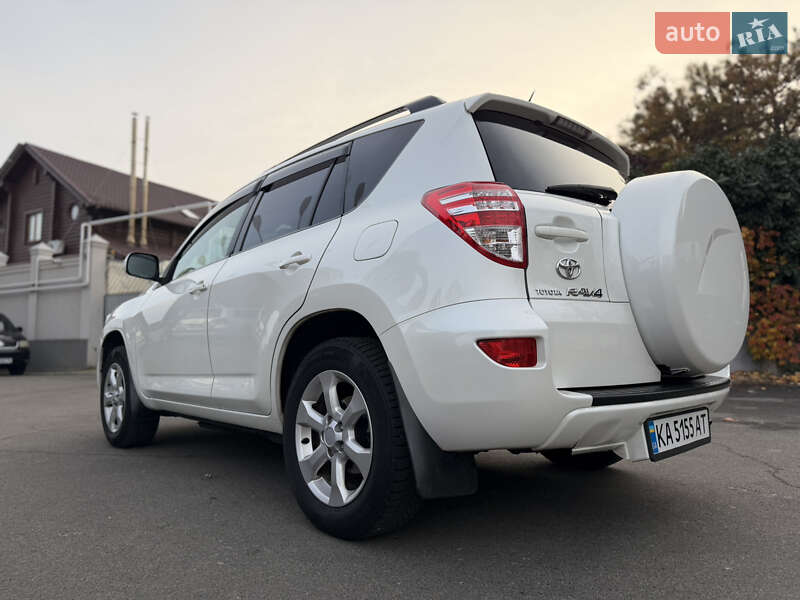 Внедорожник / Кроссовер Toyota RAV4 2011 в Одессе