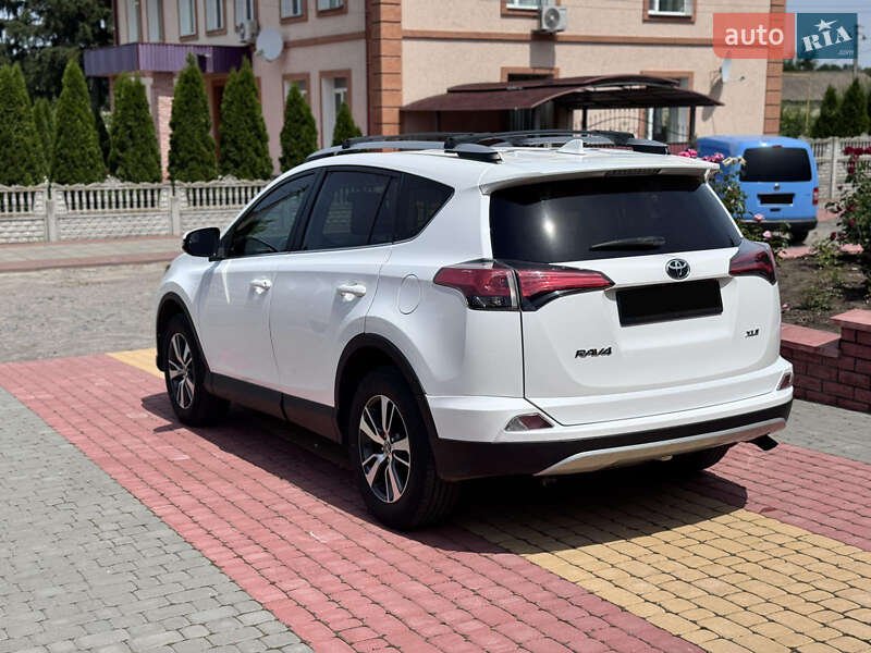 Внедорожник / Кроссовер Toyota RAV4 2016 в Виннице фото 7 Внедорожник / Кроссовер Toyota RAV4 2016 в Виннице