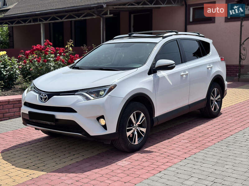 Внедорожник / Кроссовер Toyota RAV4 2016 в Виннице фото 2 Внедорожник / Кроссовер Toyota RAV4 2016 в Виннице