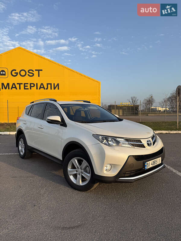 Внедорожник / Кроссовер Toyota RAV4 2013 в Полтаве фото 3 Внедорожник / Кроссовер Toyota RAV4 2013 в Полтаве