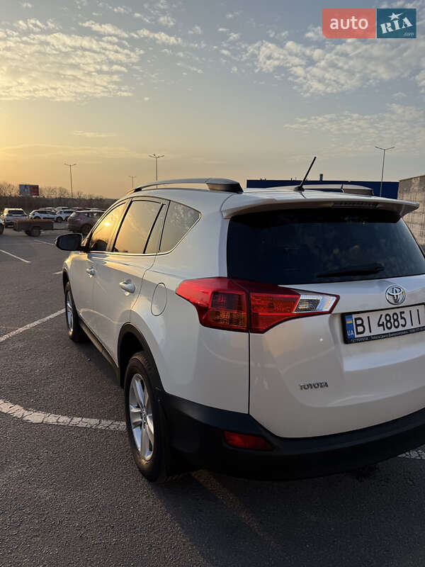Внедорожник / Кроссовер Toyota RAV4 2013 в Полтаве фото 12 Внедорожник / Кроссовер Toyota RAV4 2013 в Полтаве