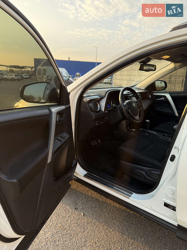 Внедорожник / Кроссовер Toyota RAV4 2013 в Полтаве фото 19 Внедорожник / Кроссовер Toyota RAV4 2013 в Полтаве