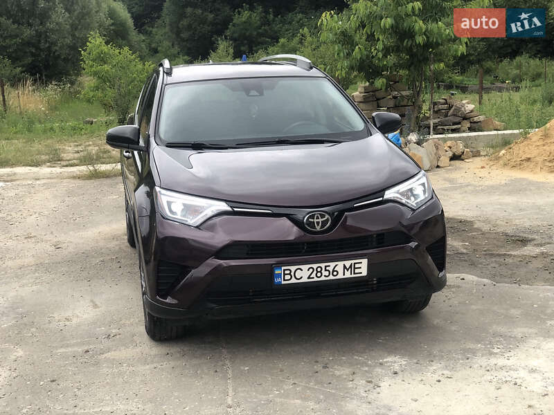 Позашляховик / Кросовер Toyota RAV4 2016 в Старому Самборі