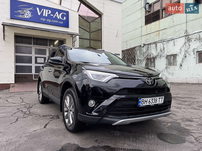 Toyota RAV4 2016