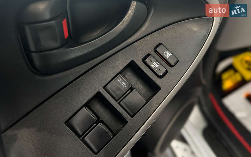 Внедорожник / Кроссовер Toyota RAV4 2007 в Шептицькому