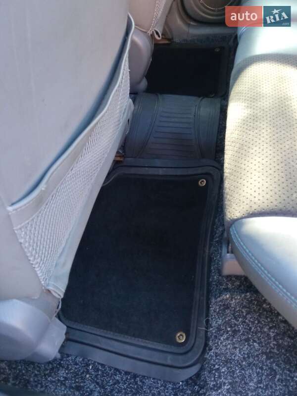 Внедорожник / Кроссовер Toyota RAV4 2003 в Одессе фото 14 Внедорожник / Кроссовер Toyota RAV4 2003 в Одессе