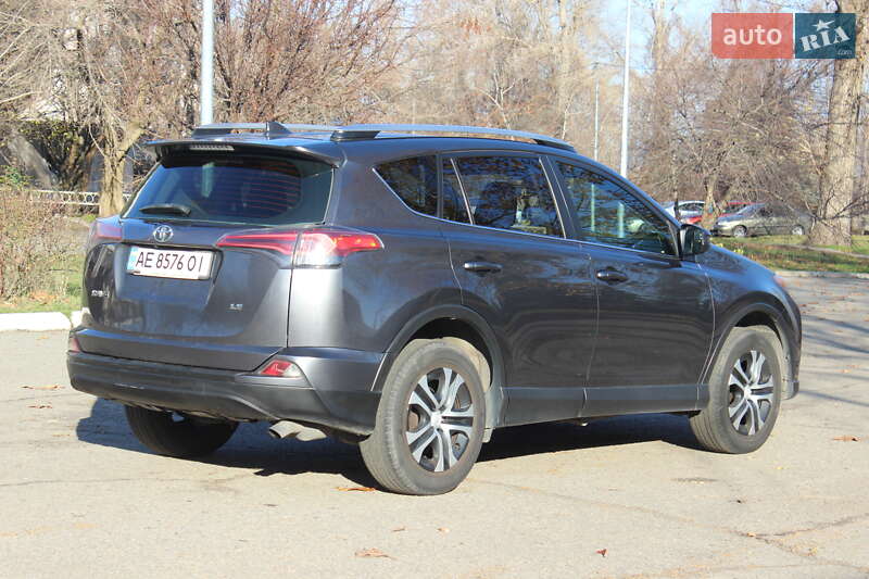 Внедорожник / Кроссовер Toyota RAV4 2016 в Днепре фото 7 Внедорожник / Кроссовер Toyota RAV4 2016 в Днепре