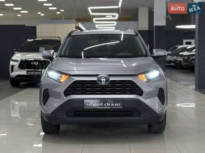 Внедорожник / Кроссовер Toyota RAV4 2022 в Николаеве