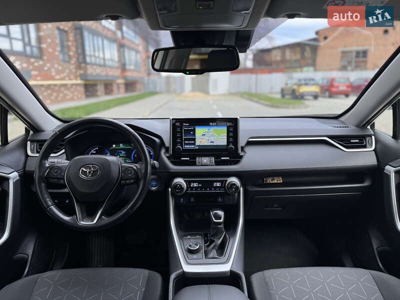 Позашляховик / Кросовер Toyota RAV4 2021 в Житомирі
