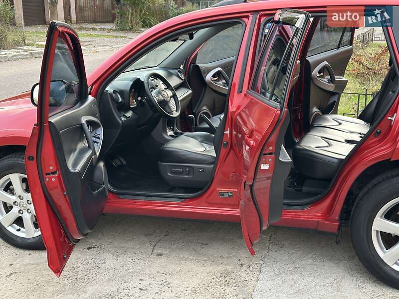 Позашляховик / Кросовер Toyota RAV4 2008 в Одесі
