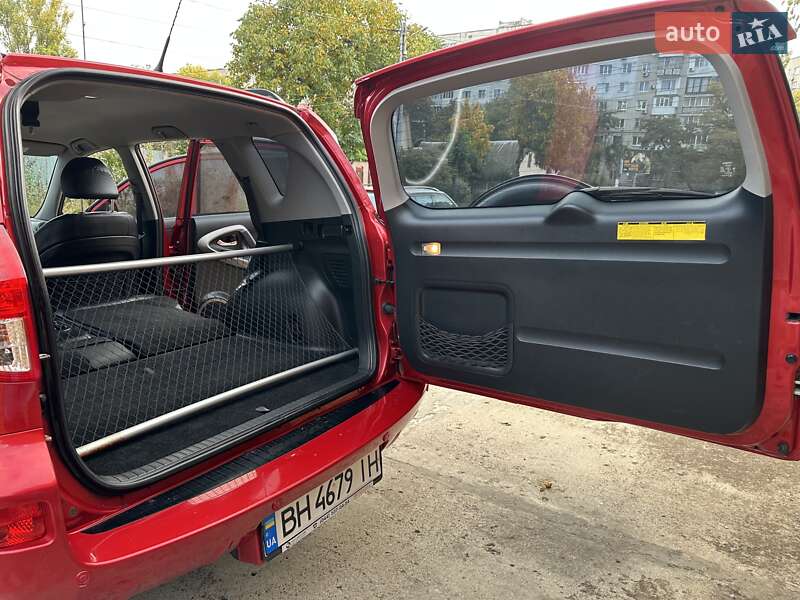 Позашляховик / Кросовер Toyota RAV4 2008 в Одесі