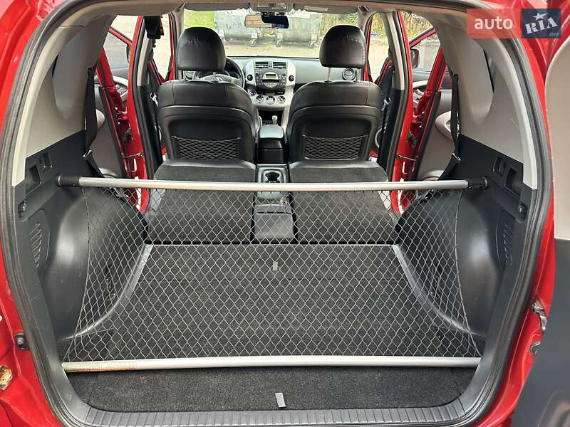 Позашляховик / Кросовер Toyota RAV4 2008 в Одесі